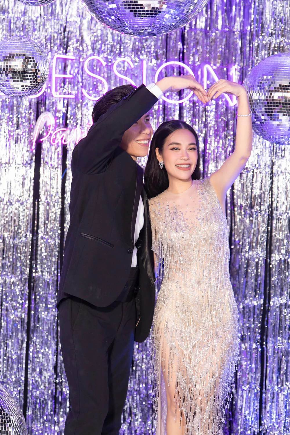 Quốc Nghiệp hộ tống Osen Ngọc Mai sang Mỹ đi hát sau ồn ào bị hủy show vì trịch thượng? - Hình 1