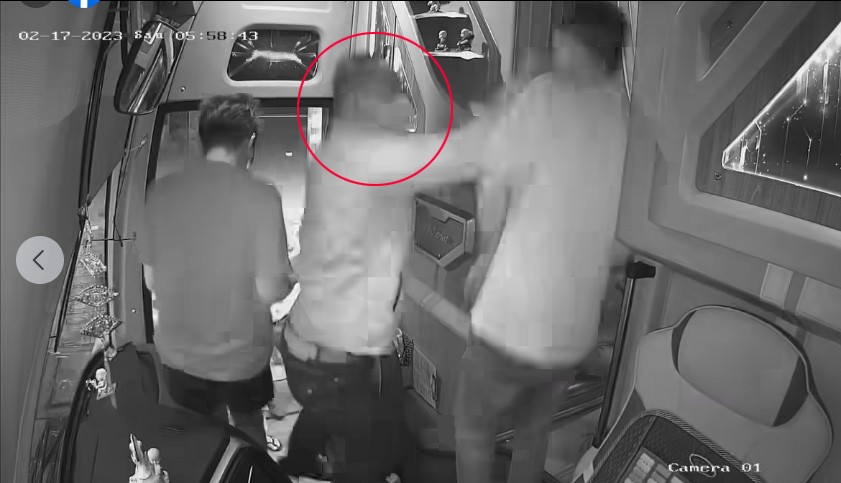 Vạch trần danh tính cô gái cho người đánh tài xế xe khách: Lên mạng chanh sả nhưng ở ngoài ba chấm - Hình 3