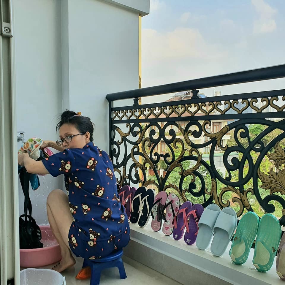 Không gian biệt thự sang chảnh của Cẩm Ly và Minh Vy - Hình 12