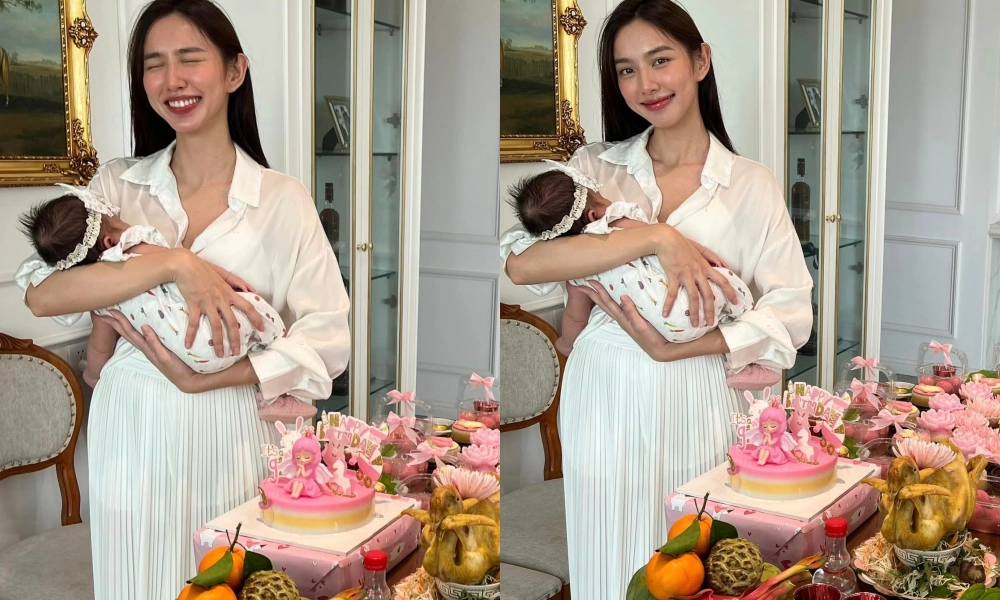 Quang Linh Vlog được khen đủ tiêu chuẩn làm người cha tốt, Thùy Tiên lộ ảnh bế con, bị fan giục cưới - Hình 1