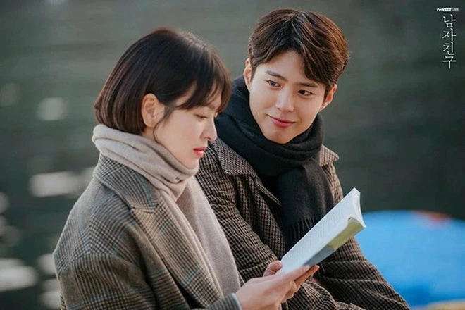 Song Hye Kyo đáp trả chồng cũ, Song Joong Ki lập tức bị tố giả tạo: Lý do ly hôn đã quá rõ - Hình 4