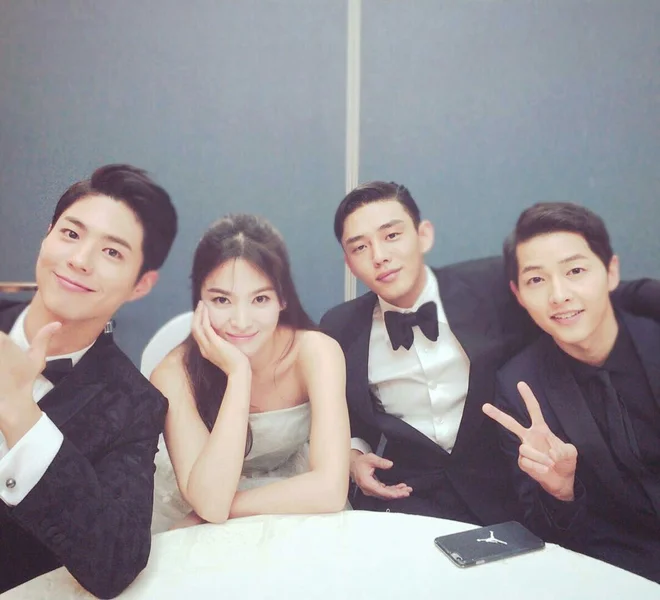 Song Hye Kyo đáp trả gắt vì liên quan đến bê bối chất cấm của tình cũ Yoo Ah In, lộ quan hệ thật? - Hình 9