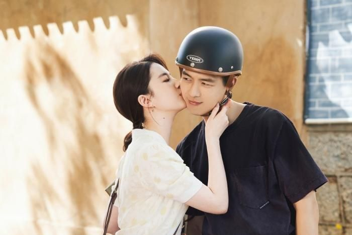 Lưu Diệc Phi lộ bằng chứng hẹn hò Lý Hiện, nên duyên từ nhiều năm trước nhưng không ai để ý? - Hình 1