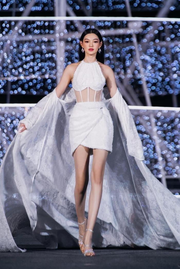 Mai Phương và Miss World 2019 bị soi có 2 điểm chung, điềm báo ẵm vương miện là đây? - Hình 7
