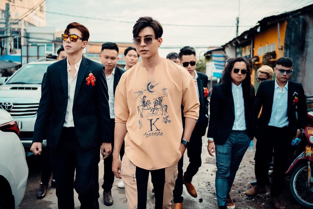 Steven Nguyễn - Bi Long đại ca: Từ quá khứ khó khăn đến nam thần hành động, tình tin đồn Khả Như - Hình 7