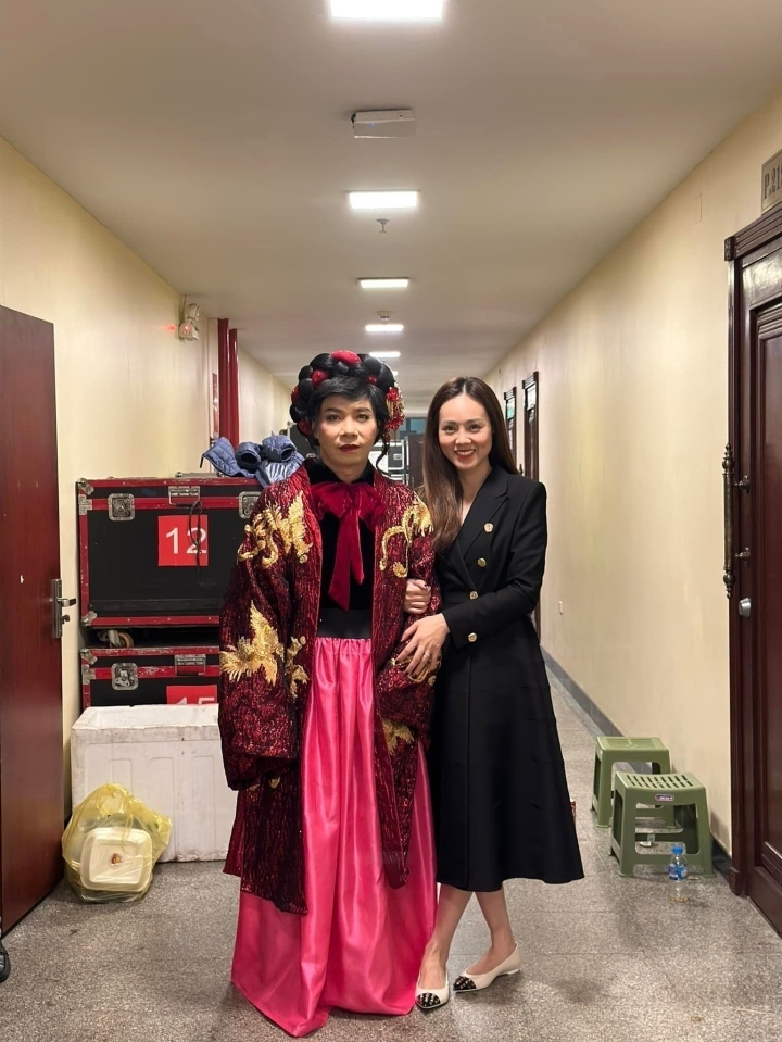 Vợ Công Lý rưng rưng đọc tâm thư của chồng, tiết lộ cuộc sống khó khăn vì chăm lo ông xã bệnh - Hình 6