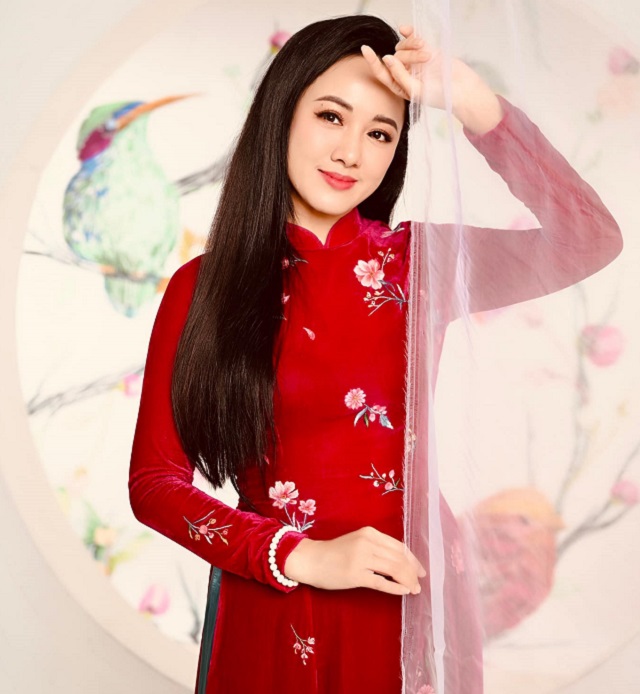 Hoài Anh - Hoa hậu làng MC: Nghe xuất thân ai cũng rén, đóng phim nhưng không gây tiếng vang - Hình 2