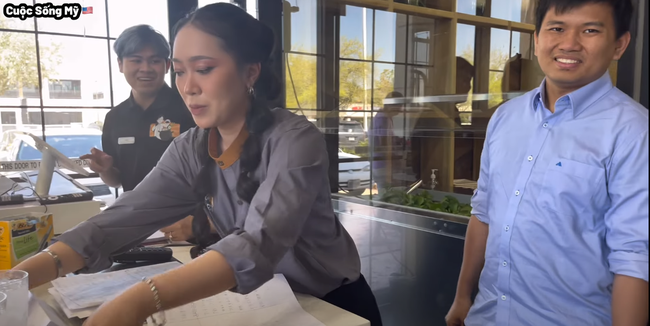 Khoa Pug - Vương Phạm phản ứng lạ giữa bão tin về chủ thực sự của nhà hàng, thực khách bấn loạn - Hình 10