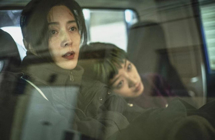 Phạm Băng Băng chiếm spotlight ở Oscar 2023, màn trở lại showbiz hậu phong sát quá đỉnh - Hình 4