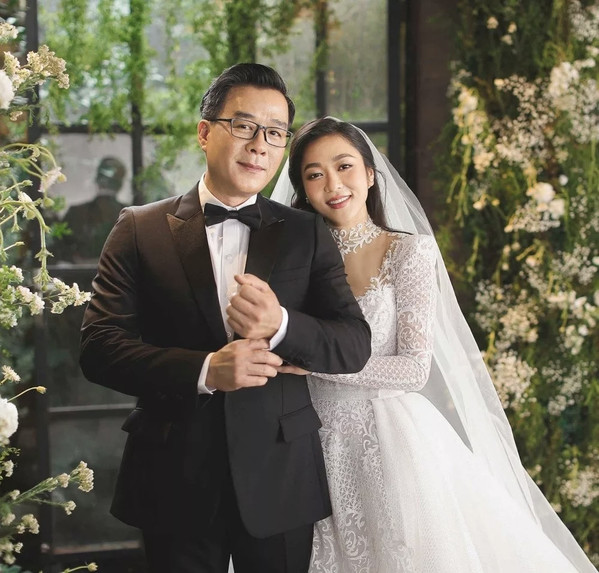 Hà Thanh Xuân lại có động thái mới, trái ngược Vua Cá Koi giữa bão tin rạn nứt, chuyện bí mật bị lộ - Hình 8