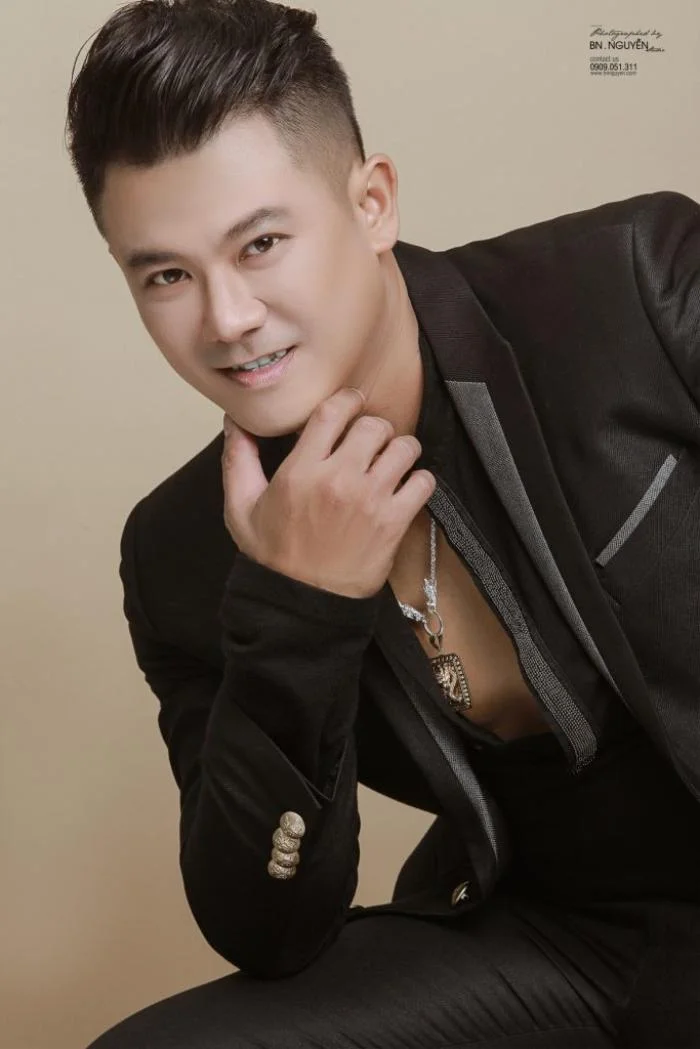 Vân Quang Long: Ngôi sao bạc mệnh, làm đủ nghề kiếm sống tại Mỹ và loạt ồn ào đấu tố sau khi qua đời - Hình 8