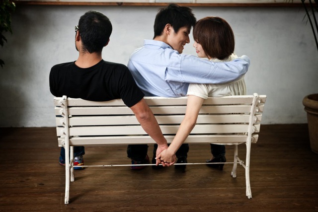 Cặp đôi vụng trộm khen hết lời nhân tình, chê bạn đời ở nhà ân ái tệ, giấu kỹ nhưng cả nước đều biết - Hình 5