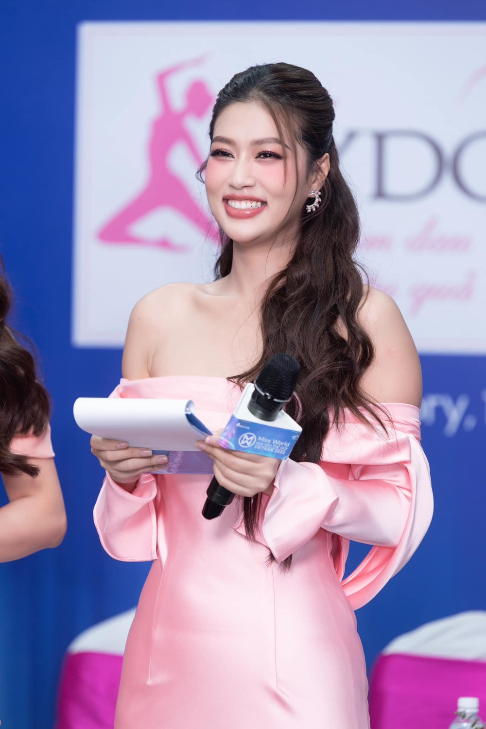 Thiên Ân và Mai Phương bị soi bằng chứng hiềm khích ra mặt, 1 Á hậu bị Sen Vàng hắt hủi? - Hình 4