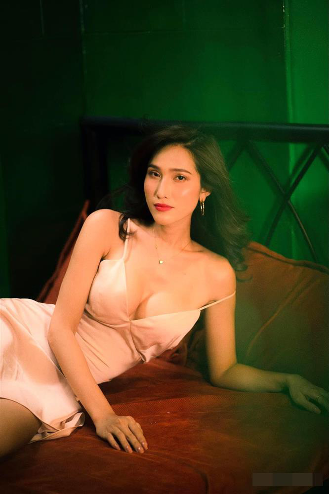 Bùi Đình Hoài Sa: Nỗ lực vượt rào cản chuyển giới, bị tố vô ơn và chuyện tình với Trọng Hiếu - Hình 4