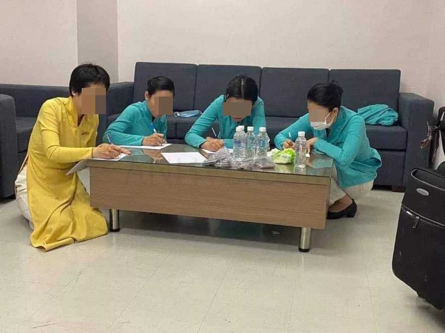 Chí Trung lại thèm nói, tiếp tục phát ngôn ẩn ý giữa lúc 4 tiếp viên hàng không được trả tự do - Hình 1