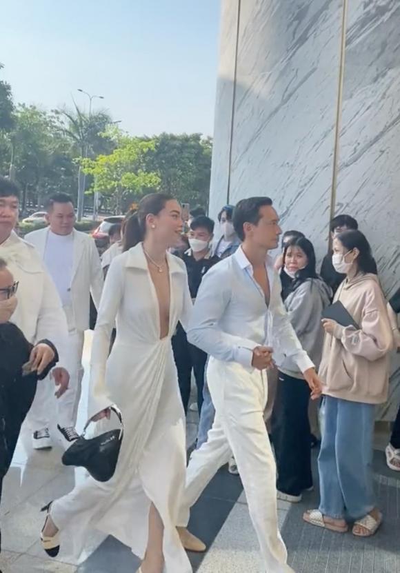 Lệ Quyên tiếp tục chạm mặt Hà Hồ, nữ hoàng giải trí về đến nhà liền đăng đàn gây sốc - Hình 5
