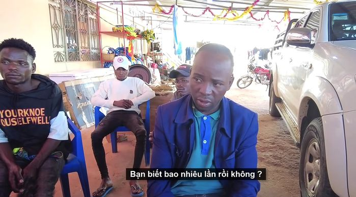 Bố Lôi Con lại gây họa, Quang Linh liền đưa ra quyết định sốc giống như Banxoa, CĐM sợ 1 điều - Hình 3