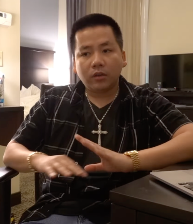 Khoa Pug - Vương Phạm bị kẻ lạ mặt tấn công tạt sơn: Johnny Đặng bất ngờ gặp rắc rối? - Hình 6