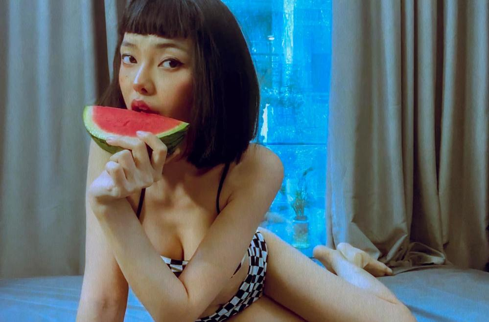 Thiếu Lan: Bị chế giễu là thánh hôn, trùm drama của Next Top Model nay thay đổi ra sao? - Hình 7