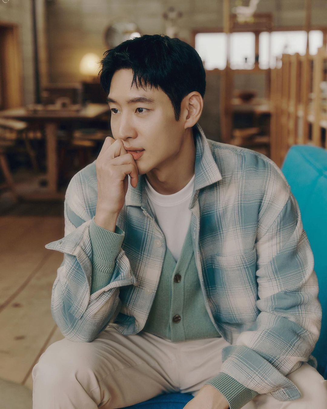 Lee Je Hoon - Nam thần Taxi Driver: Sự nghiệp đáng ngưỡng mộ và đời tư cực kín tiếng - Hình 1