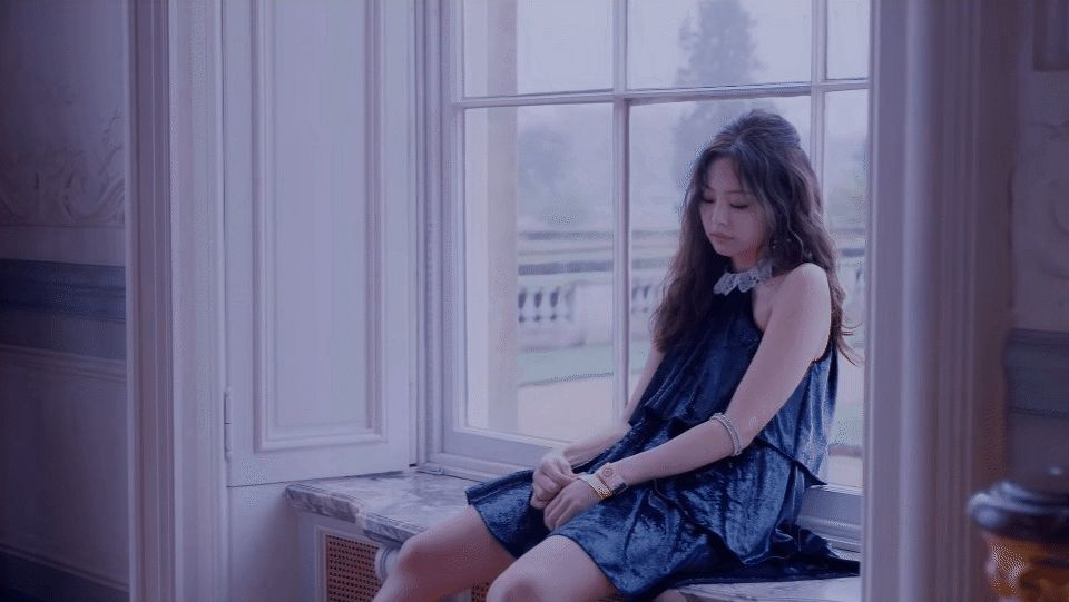 Jisoo (BLACKPINK) tung teaser nhá hàng nhưng sao trông na ná đợt solo của Jennie thế này? - Hình 5