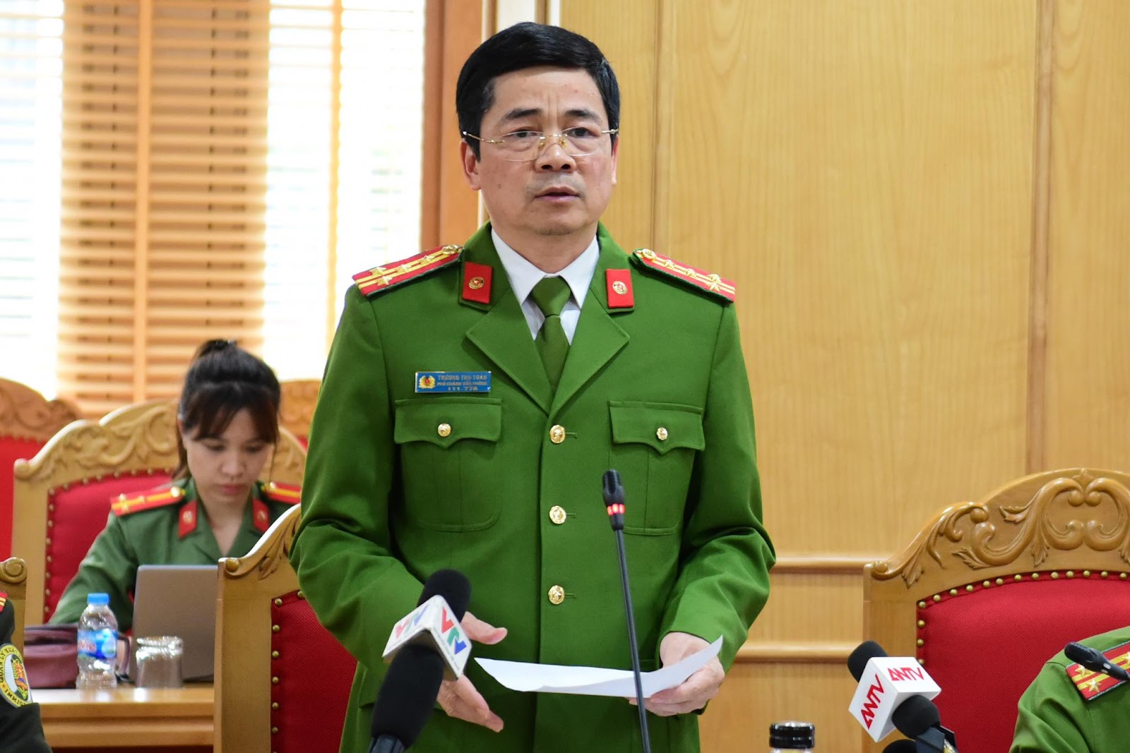 Vy Oanh lo lắng vụ kiện bà Phương Hằng không được giải quyết, đại diện Bộ công an bất ngờ lên tiếng - Hình 2