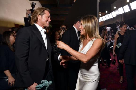 Pax Thiên bất ngờ lộ diện đầy xót xa, Angelina Jolie bất ngờ bị vợ cũ Brad Pitt vỗ mặt ê chề - Hình 7
