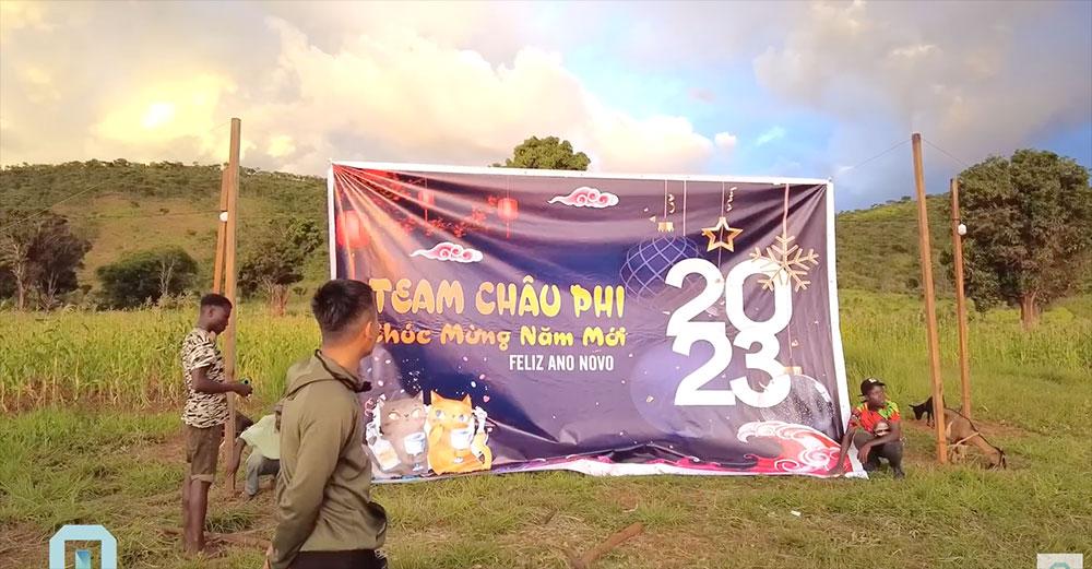 Quang Linh bị TCP khui chuyện khiến 2 người đặc biệt tại Angola rung động: Danh tính gây chấn động - Hình 4