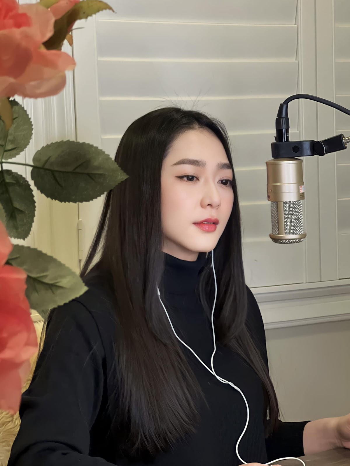 Hà Thanh Xuân phản ứng khi được thả thính, hé lộ luôn chuyện tương lai - Hình 2