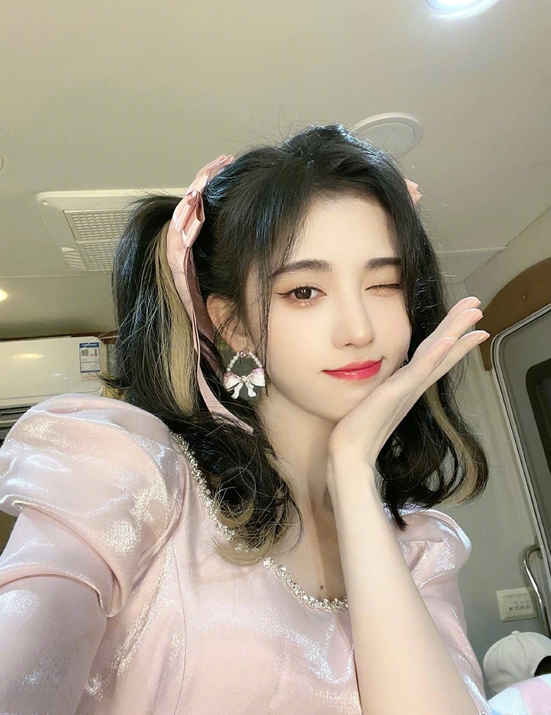 Cúc Tịnh Y kêu cứu vì bị trợ lý đồng giới hại đời, sờ soạng vùng nhạy cảm ở nơi công cộng - Hình 5