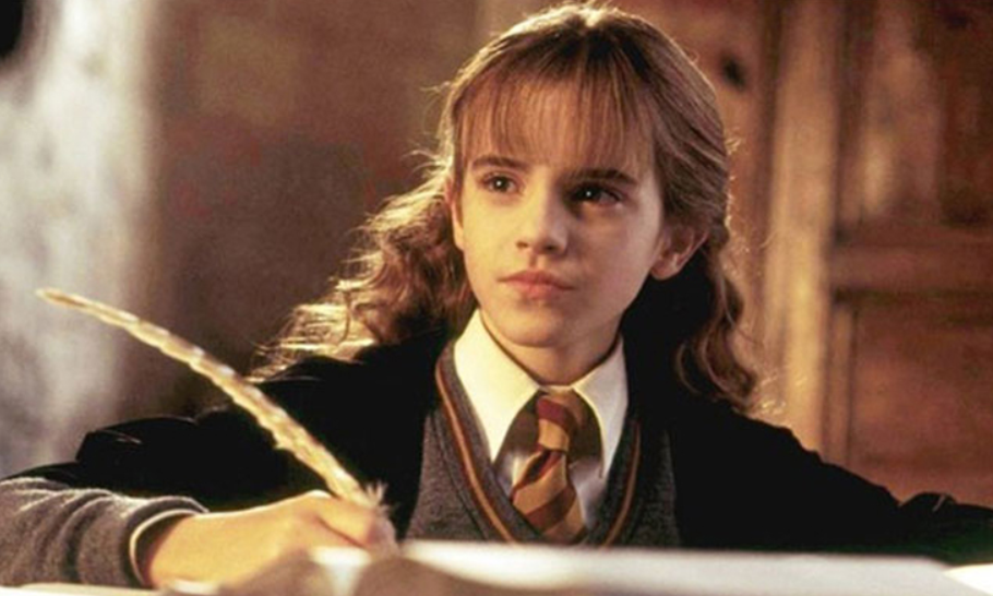Emma Watson quản lý khối tài sản hơn 2.000 tỷ thế nào mà được khen nức nở? - Hình 2
