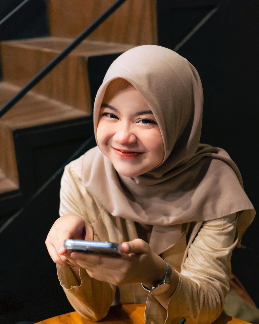 Nam TikToker Việt Nam, bạn trai của hotgirl người Indonesia - Unaa dính tin đồn yêu đồng giới - Hình 5