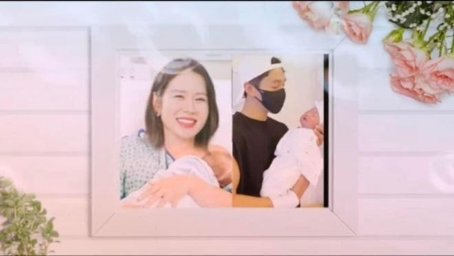 Son Ye Jin và Hyun Bin mừng quý tử tròn 100 ngày tuổi, nhan sắc siêu yêu giống cả mẹ và bố? - Hình 2