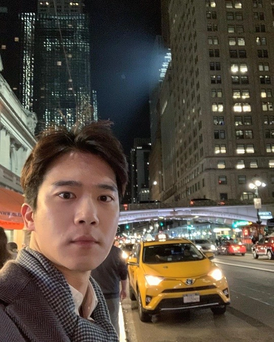 Ha Seok Jin - anh trai Hyun Bin: Ngoại hình cực phẩm, học lực khủng, yêu hụt Son Ye Jin 2 lần? - Hình 14