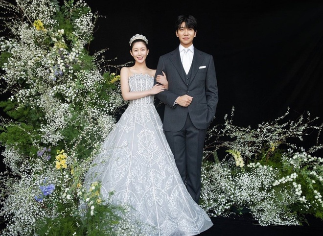Vợ Lee Seung Gi có bầu trước khi cưới, diễn viên gia đình là số 1 bị ném đá vì chúc 1 điều tế nhị? - Hình 1