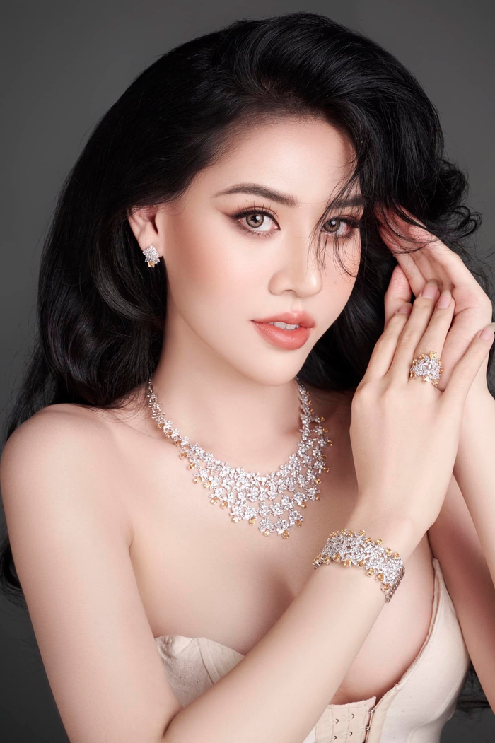 Dịu Thảo - Tân MIQ VN và những góc khuất cay đắng không phải ai cũng biết: Đời nghệ sĩ khó nuốt! - Hình 2