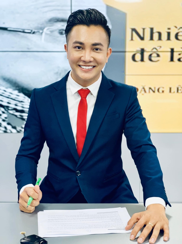 DV Nguyên Bảo: Đi lên từ cậu bé bị bỏ rơi, nay mắc bệnh nguy hiểm tương tự vợ Trấn Thành - Hình 7