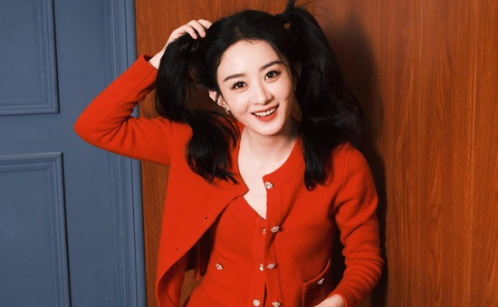 Lâm Canh Tân thẳng thừng chê Triệu Lệ Dĩnh già, gọi đồng nghiệp là trung niên, fan ném đá dữ dội - Hình 6