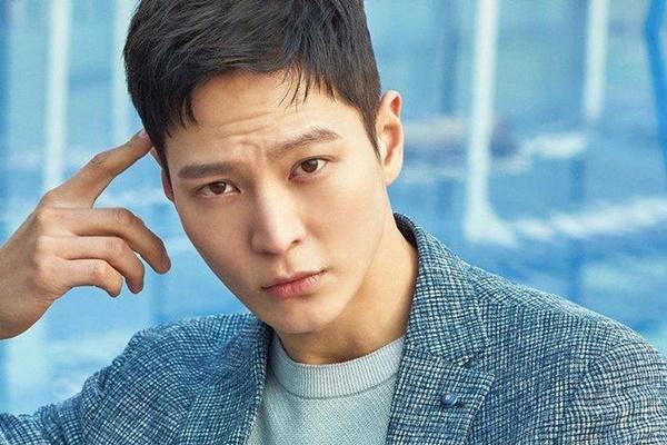Joo Won - Ông hoàng rating xứ Hàn và những điều chưa kể: Đi qua nhiều cửa ải Kbiz - Hình 5