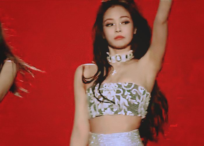 Coachella 2019 quả là sự kiện huyền thoại của BLACKPINK: Cái hất tóc của Lisa - Rosé khuynh đảo MXH và Jennie đập tan bê bối lười biếng - Hình 10