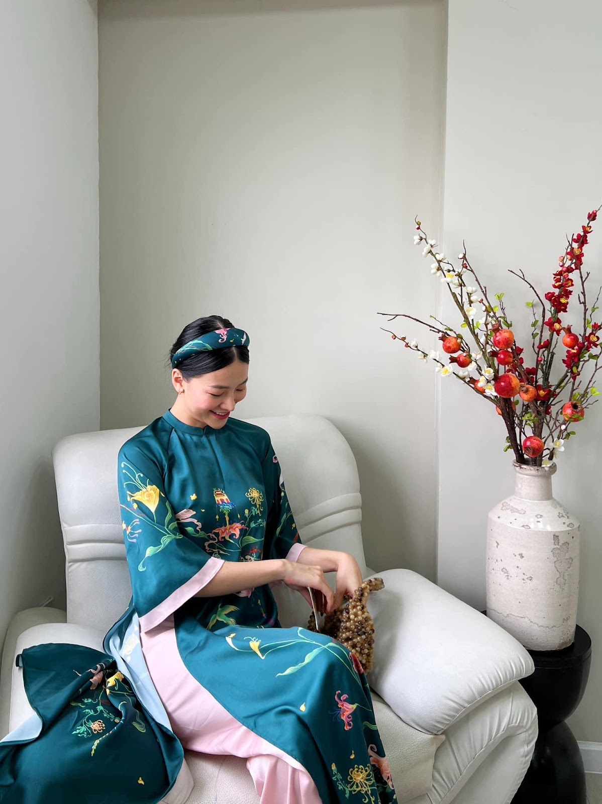 Hoa hậu Phương Khánh để lộ bằng chứng sắp cưới sau thời gian khủng hoảng, danh tính chú rể gây sốt - Hình 15