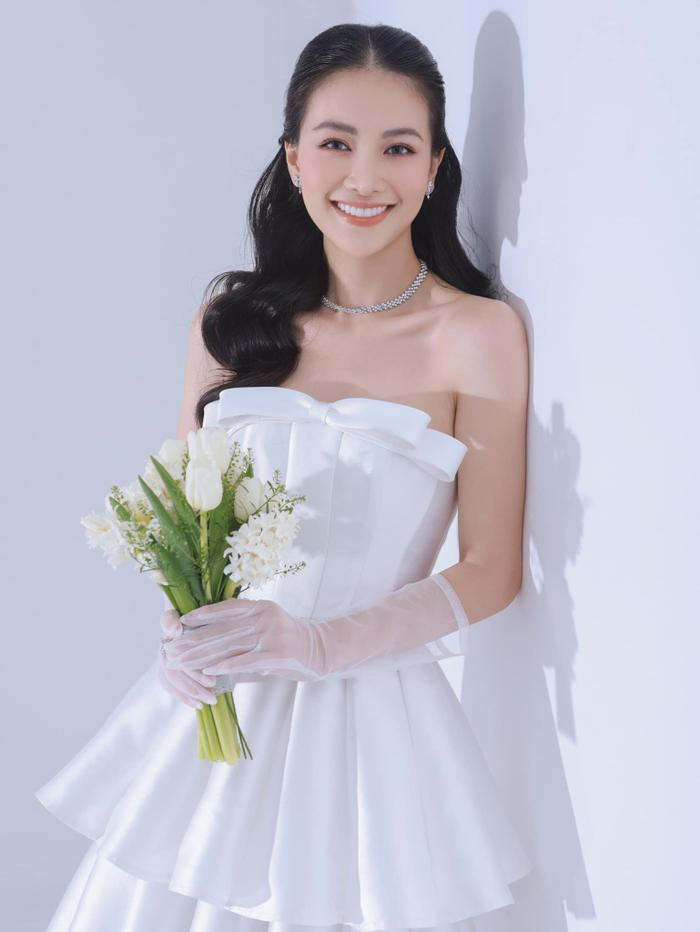 Hoa hậu Phương Khánh để lộ bằng chứng sắp cưới sau thời gian khủng hoảng, danh tính chú rể gây sốt - Hình 1