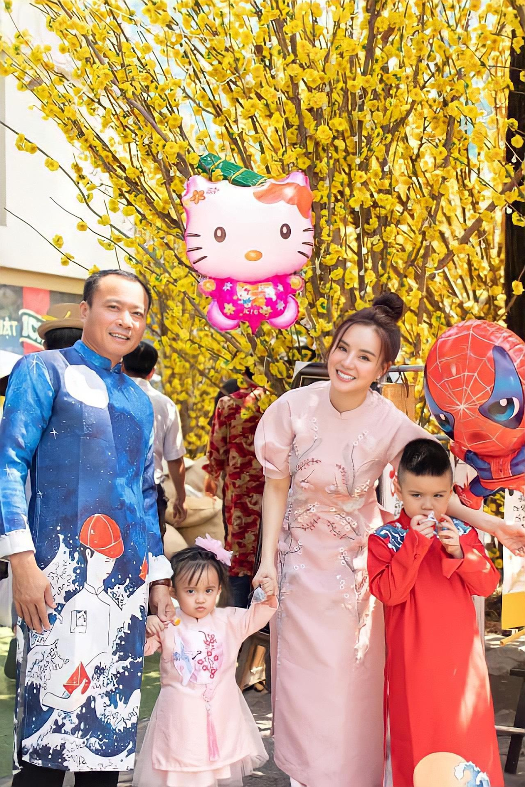 Lê Thiện - chồng Vy Oanh: Thân thế thực sự và lần hiếm hoi lên tiếng trước ồn ào vợ đẻ thuê? - Hình 11