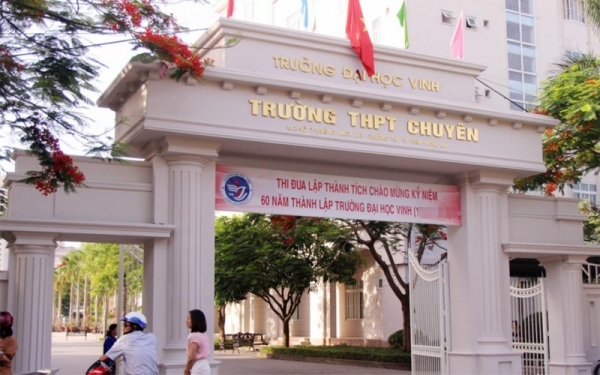 Vụ nữ sinh 2k7 ĐH Vinh: Có thêm 3 nạn nhân, gia đình yêu cầu nhà trường ngừng tỏ ra thanh cao - Hình 8
