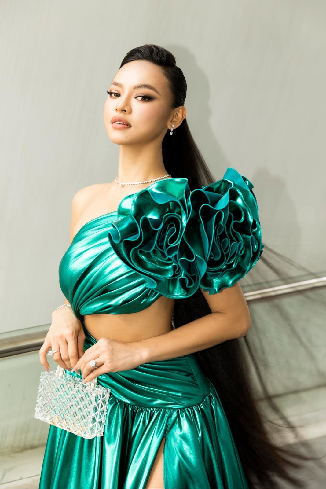 Mai Ngo lamented: Being in debt despite being a runner-up, being a MIQ VN mentor only suffered a heavy loss, no profit - Photo 3