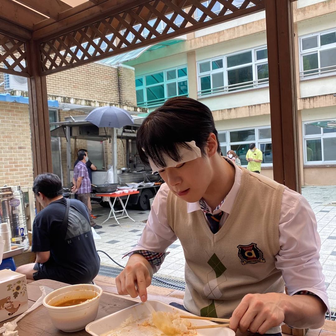 Moonbin qua đời vì đột quỵ, AROHA tranh cãi nảy lửa, đại diện Fantagio đưa tuyên bố bất ngờ? - Hình 3