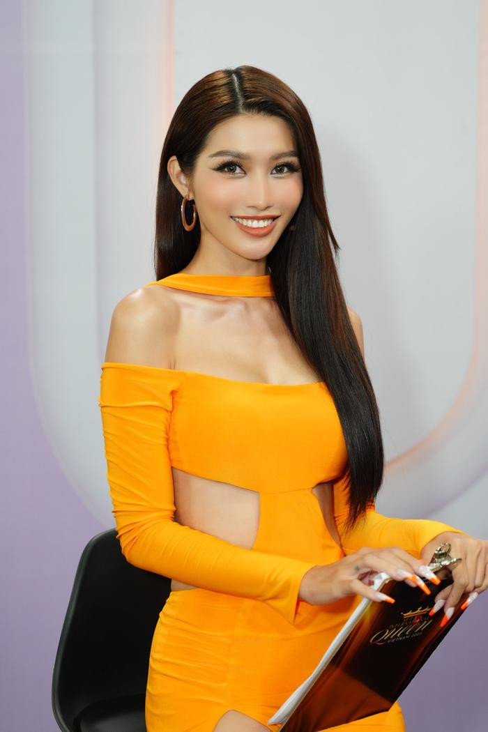 Quỳnh Châu bị ông Nawat và bà Teresa chặng đường, tỏ ý không muốn cho thi Miss Grand International - Hình 11