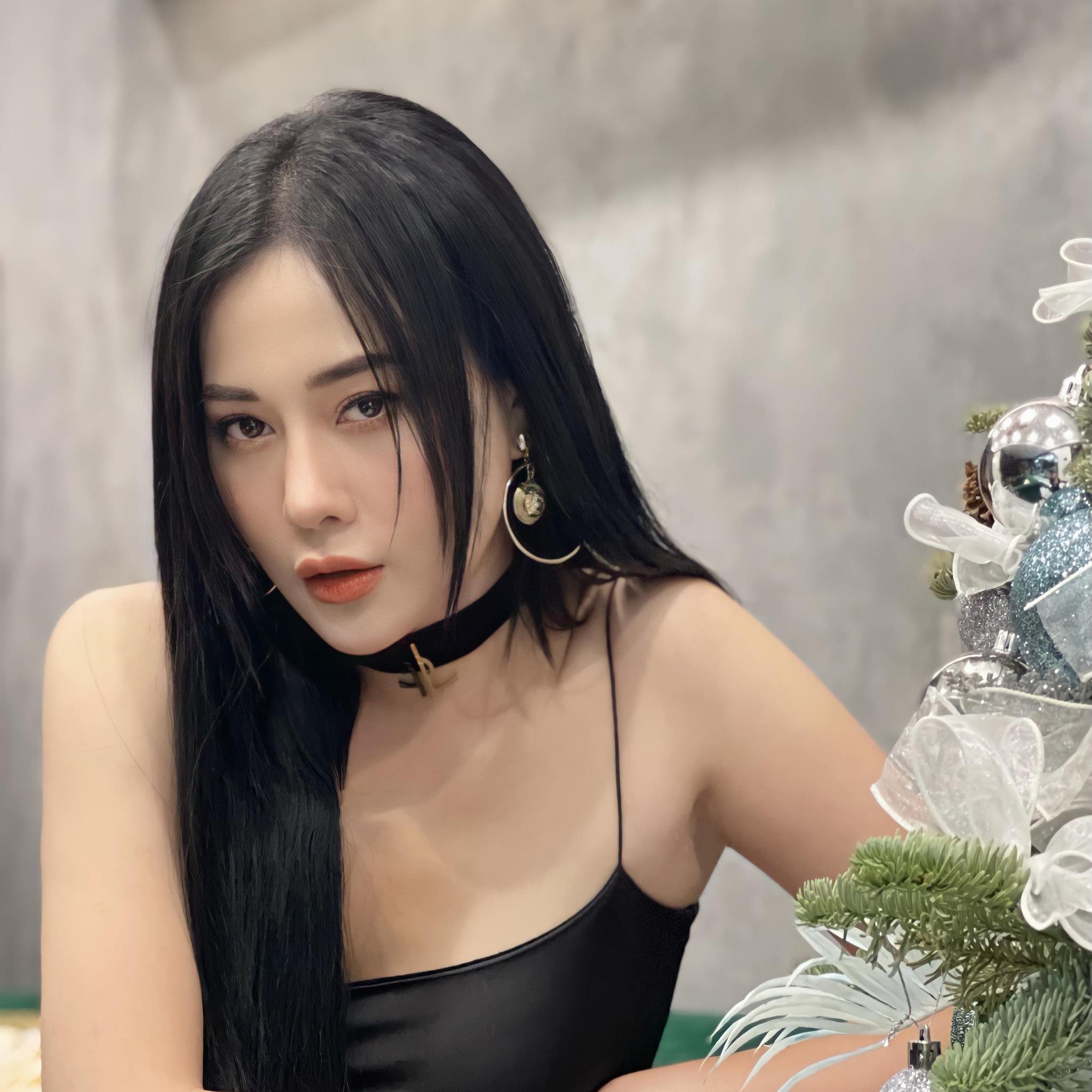 Phương Oanh bật khóc vì gia đình bị nguyền rủa, thẳng thắn nói về tin đồn đi tour 50 nghìn đô - Hình 7
