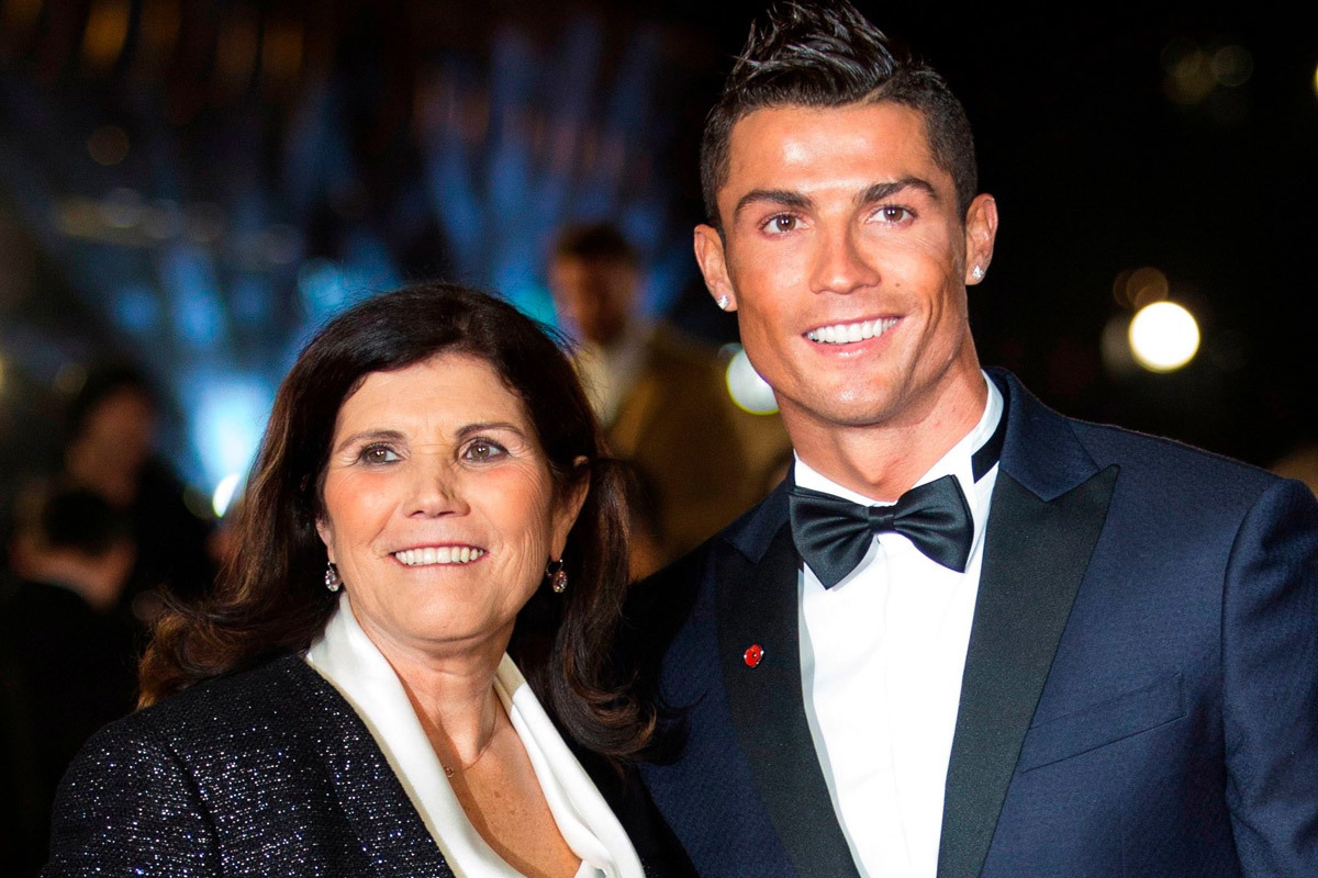 Ronaldo mất nửa tài sản nếu chia tay bạn gái, bí mật trước khi cậu con trai qua đời bị bại lộ? - Hình 3