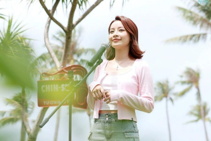 Chi Pu vừa lộ diện trong Tỷ Tỷ Đạp Gió Rẽ Sóng, netizen đã phải sốc vì giọng hát thảm họa? - Hình 7